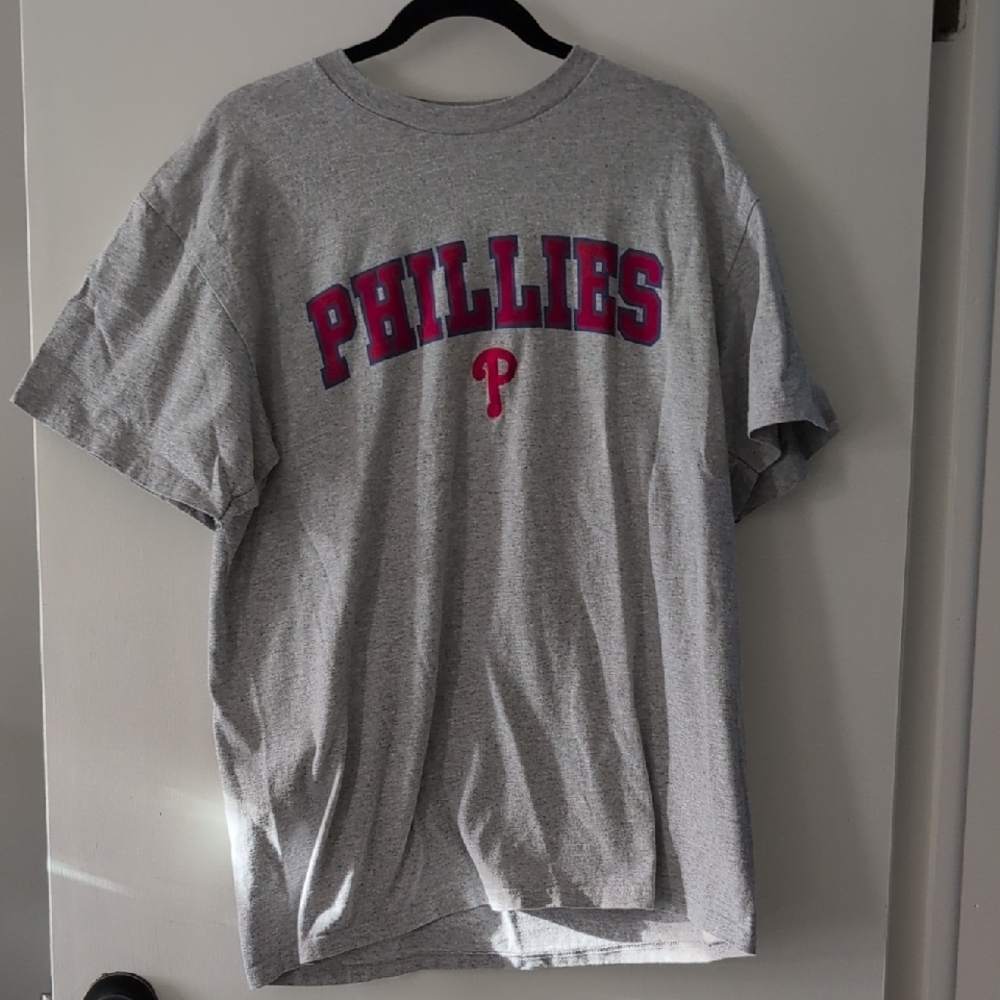 MLB Gray Phillies Short Sleeve Tee